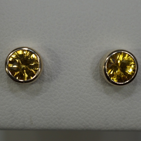 RNG Jewelry - 14KY Gold Handmade Genuine Citrine Bezel Earrings